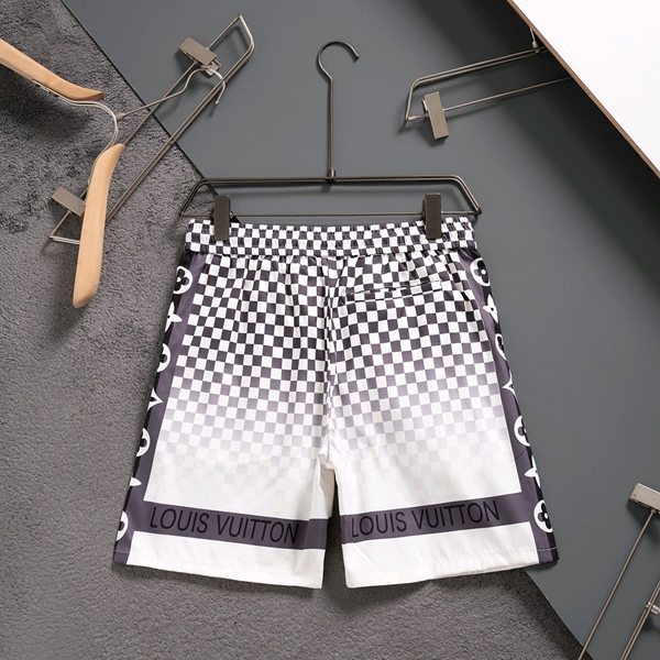 ブランドハーフパンツ背面デザイン